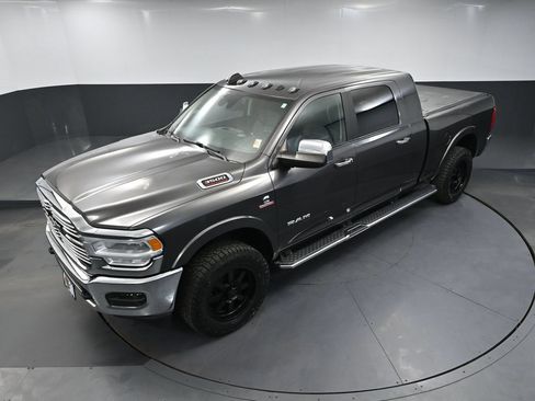 Used 2022 RAM 3500 Laramie AWD/4WD image 58