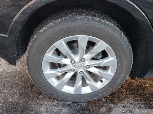 Used 2018 Buick Envision Essence image 11