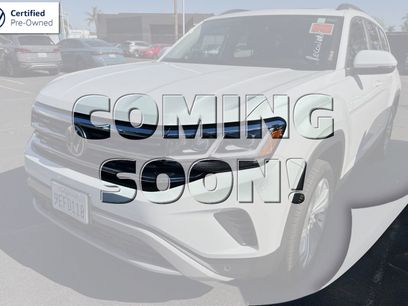 Used 2023 Volkswagen Atlas SE w/ Panoramic Sunroof Package