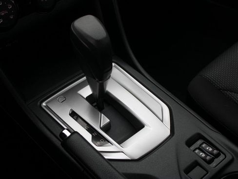 Used 2023 Subaru Impreza Premium image 23