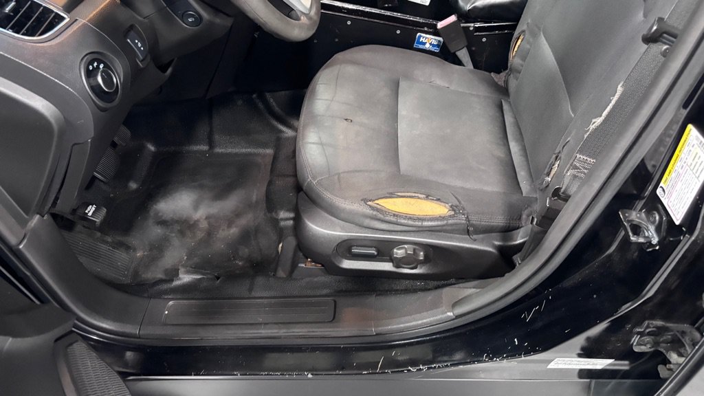 Used 2016 Ford Taurus Police Interceptor FWD image 11