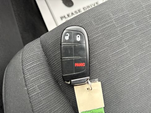 Used 2014 Jeep Grand Cherokee Laredo w/ Quick Order Package 23E image 26