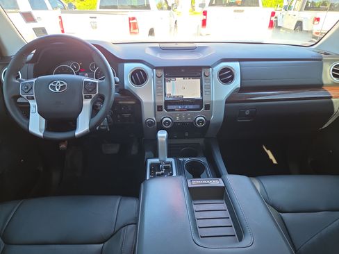 Used 2016 Toyota Tundra Limited w/ Limited Premium Package AWD/4WD image 24