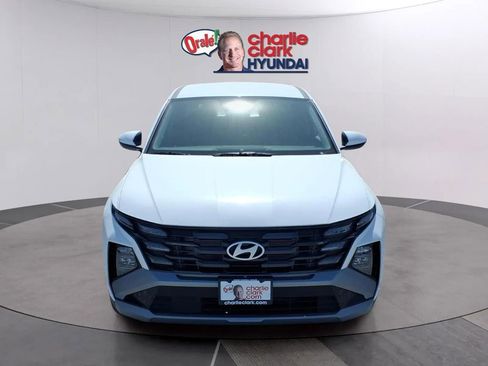 New 2026 Hyundai Tucson SE FWD image 8