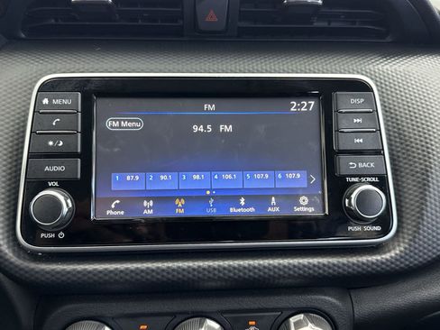 Used 2022 Nissan Kicks S image 25