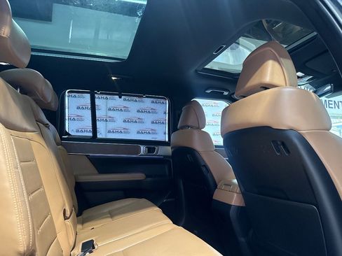 Used 2024 Hyundai Santa Fe Limited image 61