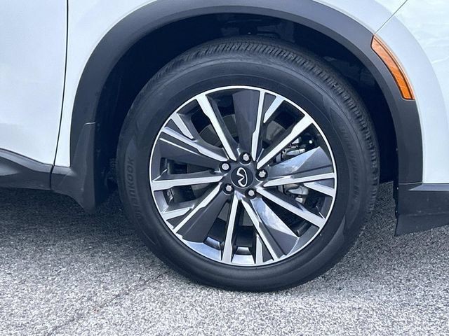 Certified 2027 INFINITI QX60 Luxe w/ Cargo Package AWD/4WD image 9