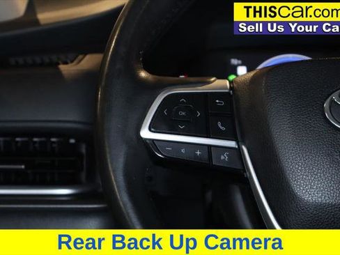 Used 2024 Toyota Grand Highlander XLE AWD/4WD image 20
