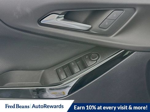 New 2026 Chevrolet Equinox LT FWD image 21