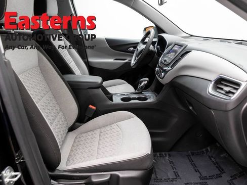 Used 2023 Chevrolet Equinox LT FWD image 23