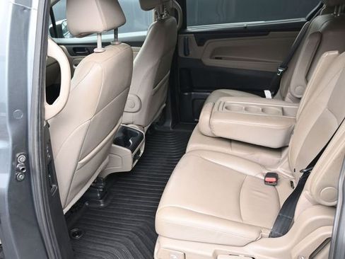 Used 2018 Honda Odyssey EX-L image 15