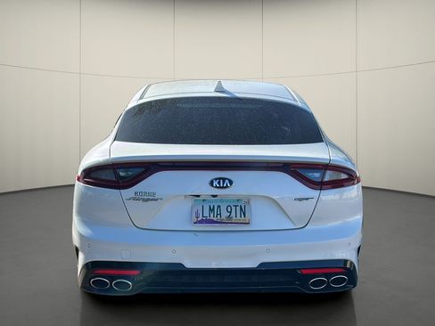 Used 2018 Kia Stinger GT1 RWD image 4