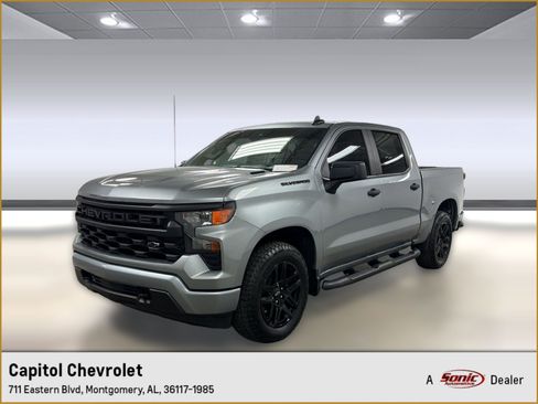 Used 2025 Chevrolet Silverado 1500 Custom w/ Turbomax Blackout Package RWD image 1