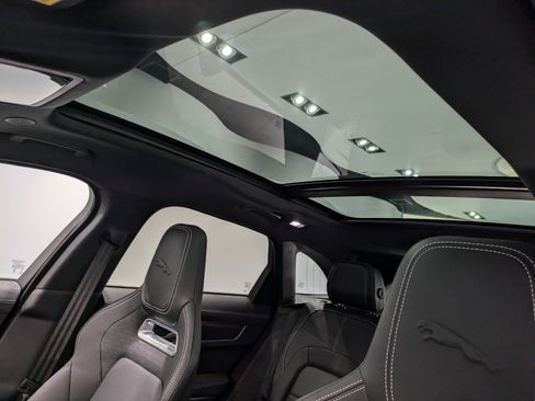 Used 2025 Jaguar F-PACE R-Dynamic S image 10