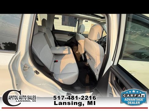 Used 2016 Subaru Forester 2.5i Premium AWD/4WD image 17
