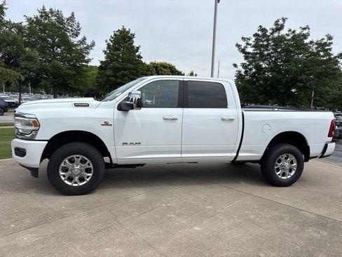 Used 2024 RAM 2500 Laramie AWD/4WD image 9