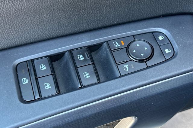 Used 2024 Nissan Pathfinder Rock Creek AWD/4WD image 12