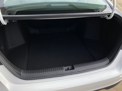 Used 2025 Honda Accord SE image 31