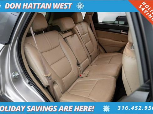 Used 2014 Kia Sorento EX image 28