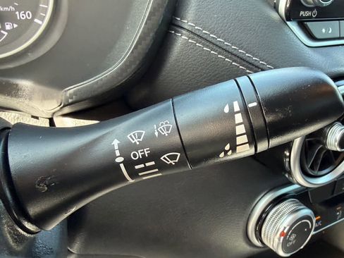 Used 2023 Nissan Sentra SV FWD image 22