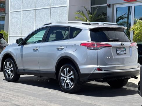 Certified 2017 Toyota RAV4 LE w/ Carpet Mat Package FWD image 8