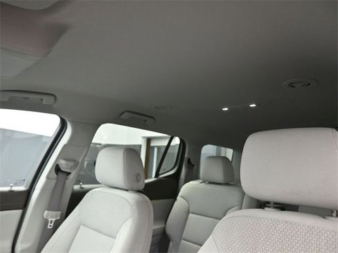 Used 2020 GMC Acadia SLE w/ Driver Convenience Package image 23