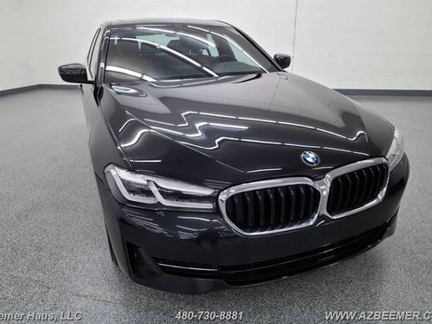 Used 2023 BMW 530i w/ Convenience Package RWD image 11