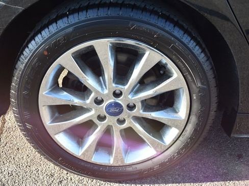Used 2017 Ford Fusion SE w/ Fusion SE Technology Package FWD image 44