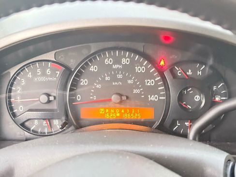 Used 2006 Nissan Titan SE image 13