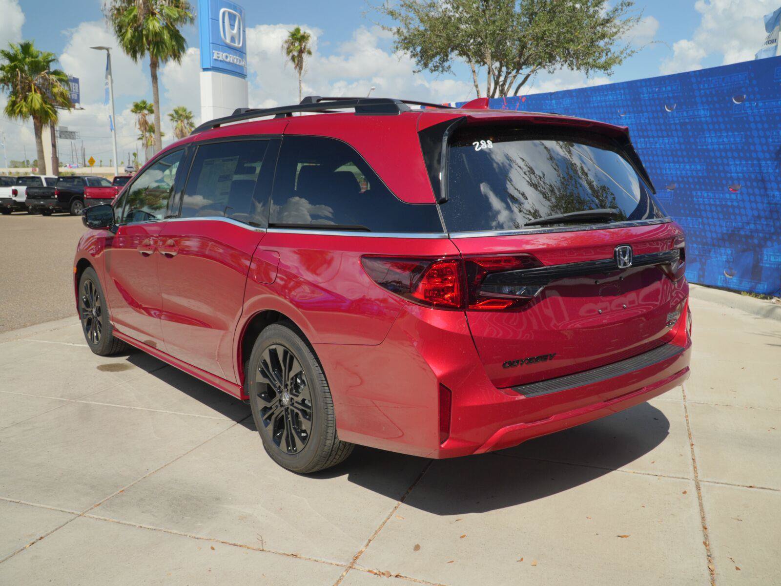 New 2027 Honda Odyssey Sport-L image 9