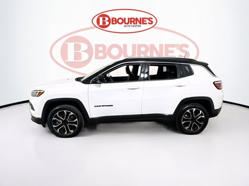 Used 2024 Jeep Compass Limited AWD/4WD image 6