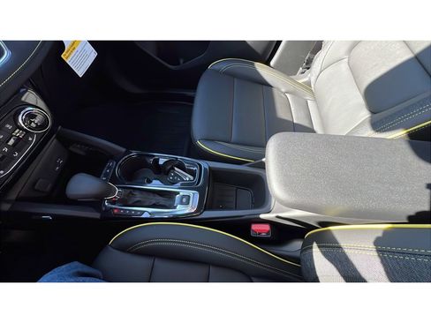 New 2026 Chevrolet TrailBlazer ACTIV AWD/4WD image 20