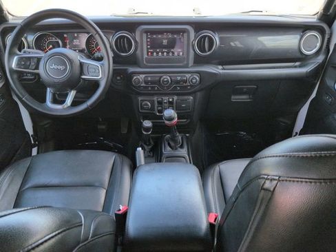 Used 2020 Jeep Wrangler Unlimited Sahara AWD/4WD image 15