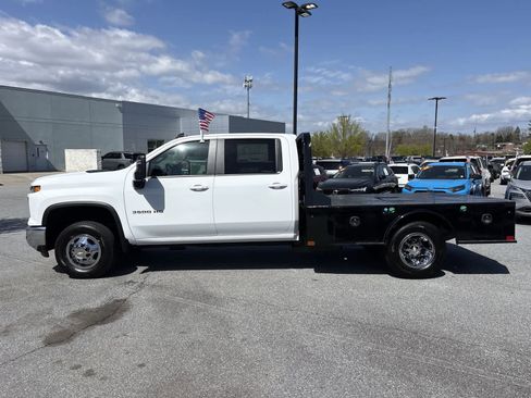 New 2026 Chevrolet Silverado 3500 LT AWD/4WD image 5