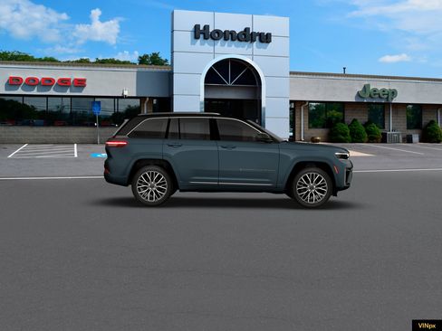 New 2026 Jeep Grand Cherokee Summit w/ Adv Protech Group IV AWD/4WD image 9