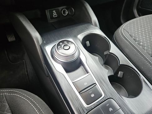 Used 2025 Ford Escape Active AWD/4WD image 28