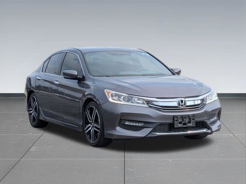Used 2016 Honda Accord Sport image 7