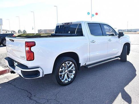 Used 2020 Chevrolet Silverado 1500 High Country w/ Technology Package image 6