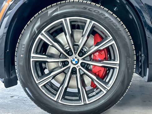 New 2026 BMW X5 xDrive50e w/ M Sport Package image 25