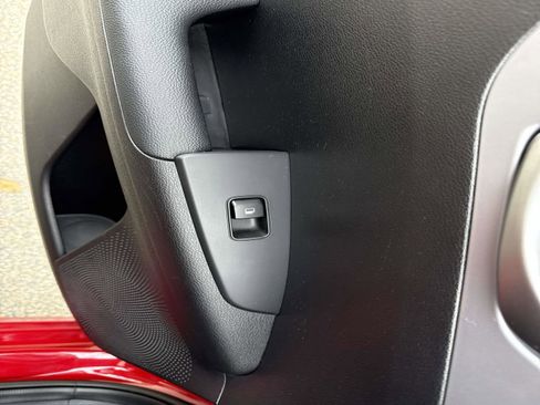 Used 2022 Kia Forte LXS image 12