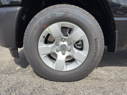 New 2026 RAM 1500 Tradesman AWD/4WD image 9