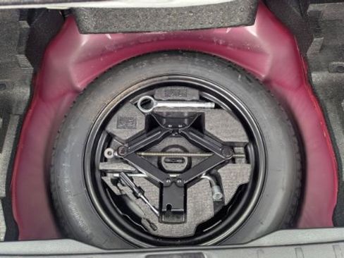 Used 2017 Subaru Forester 2.5i Touring image 14