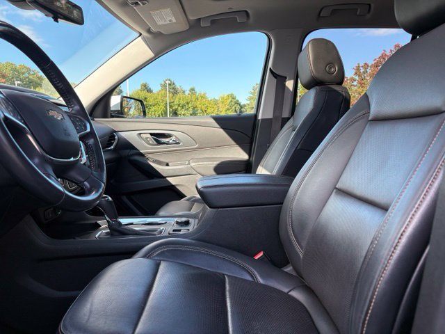Used 2018 Chevrolet Traverse Premier AWD/4WD image 30