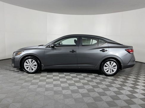 Used 2025 Nissan Sentra S FWD image 5
