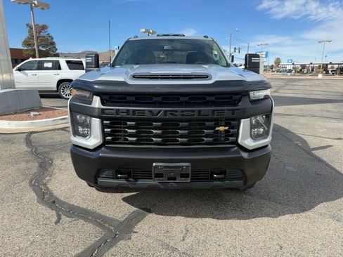 Used 2020 Chevrolet Silverado 2500 W/T w/ WT Convenience Package image 3
