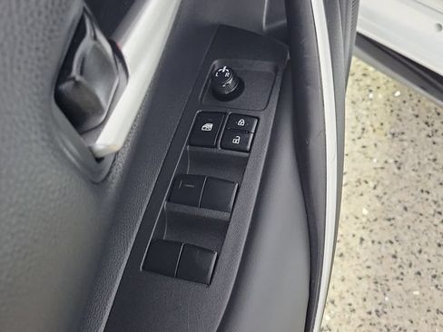 Used 2024 Toyota Corolla SE FWD image 22