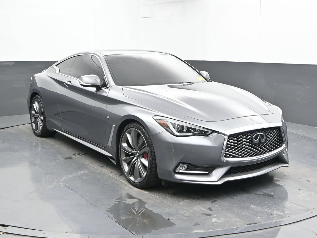 Used 2018 INFINITI Q60 Red Sport 400 AWD/4WD image 6