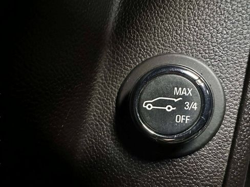 Used 2019 Chevrolet Traverse LT AWD/4WD image 36