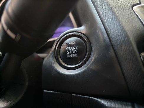 Used 2015 MAZDA MAZDA3 i Sport image 32