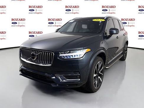 Used 2021 Volvo XC90 T8 Inscription Expression w/ Protection Package Premier AWD/4WD image 4
